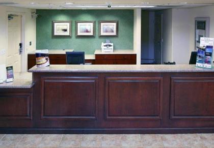 Fairfield Inn & Suites by Marriott San Francisco San Carlos - image 2