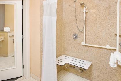 Courtyard by Marriott Paso Robles - image 4