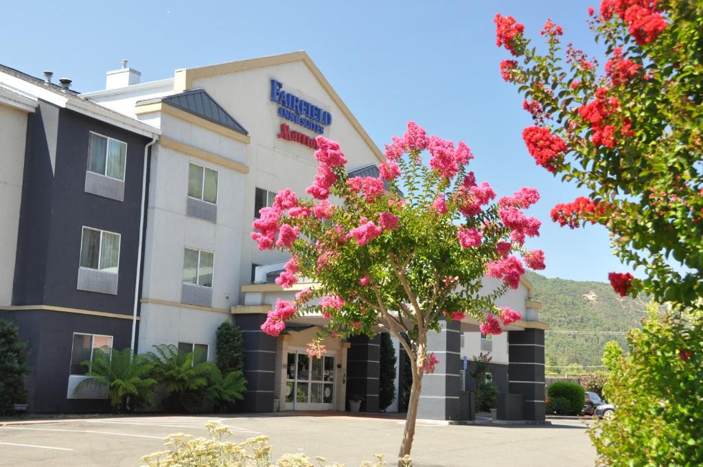 Fairfield Inn & Suites Ukiah Mendocino County - main image