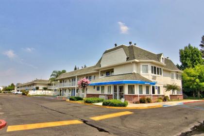 Motel 6-Sacramento CA - South - image 3