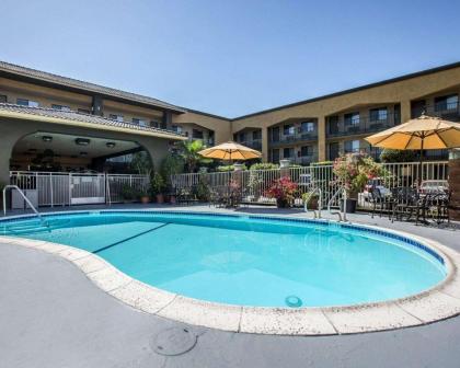 Quality Inn Ontario Airport Convention Center - image 5