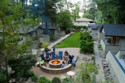 Cottages On River Road Guerneville California