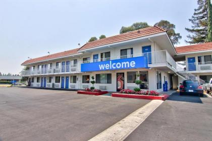 Motel 6-West Sacramento CA - image 2