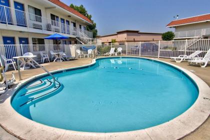 Motel 6-West Sacramento CA - image 4