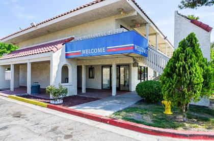 Motel 6-Barstow CA - image 3