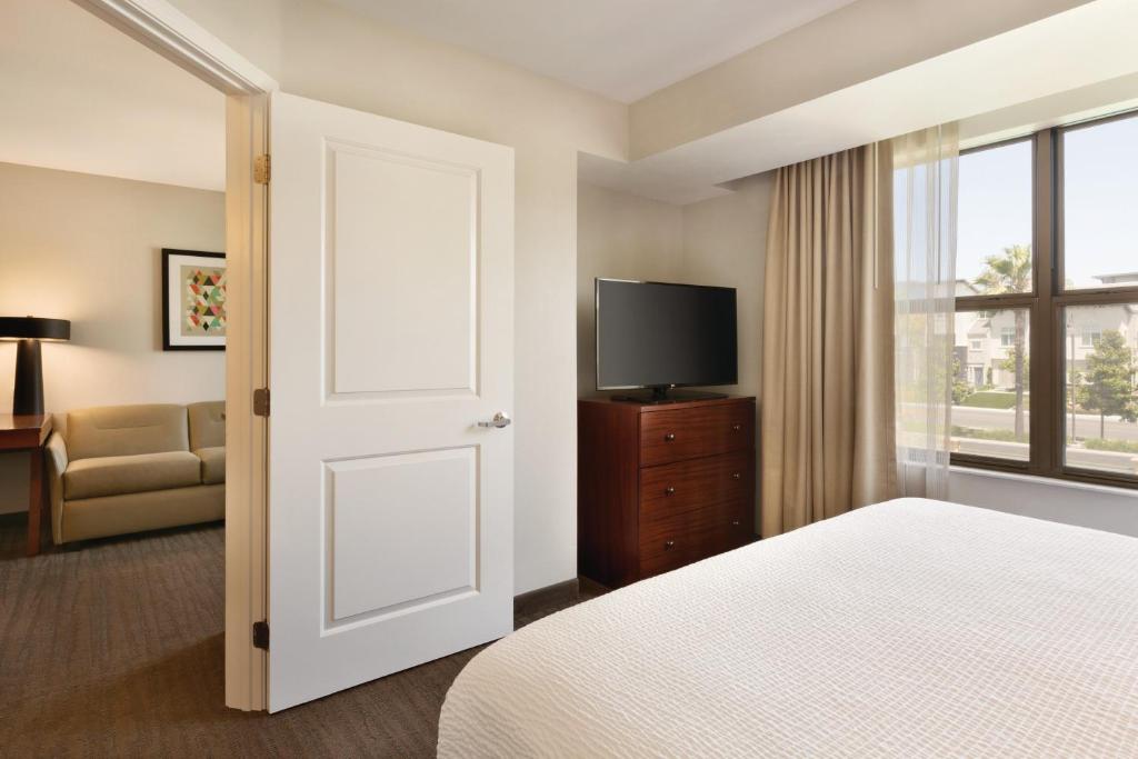 Residence Inn San Diego North/San Marcos - image 4