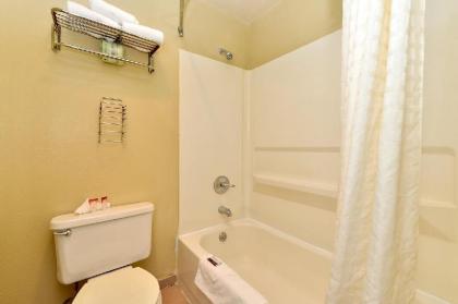 Americas Best Value Inn Delano - image 5