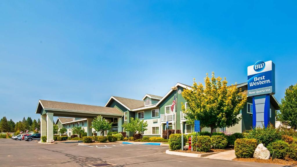 Best Western Rose Quartz Inn - main image