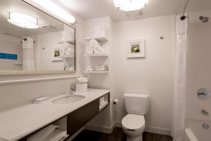 Hampton Inn & Suites San Diego-Poway - image 3