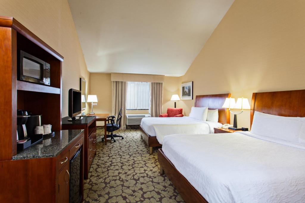 Hilton Garden Inn Valencia Six Flags - image 5