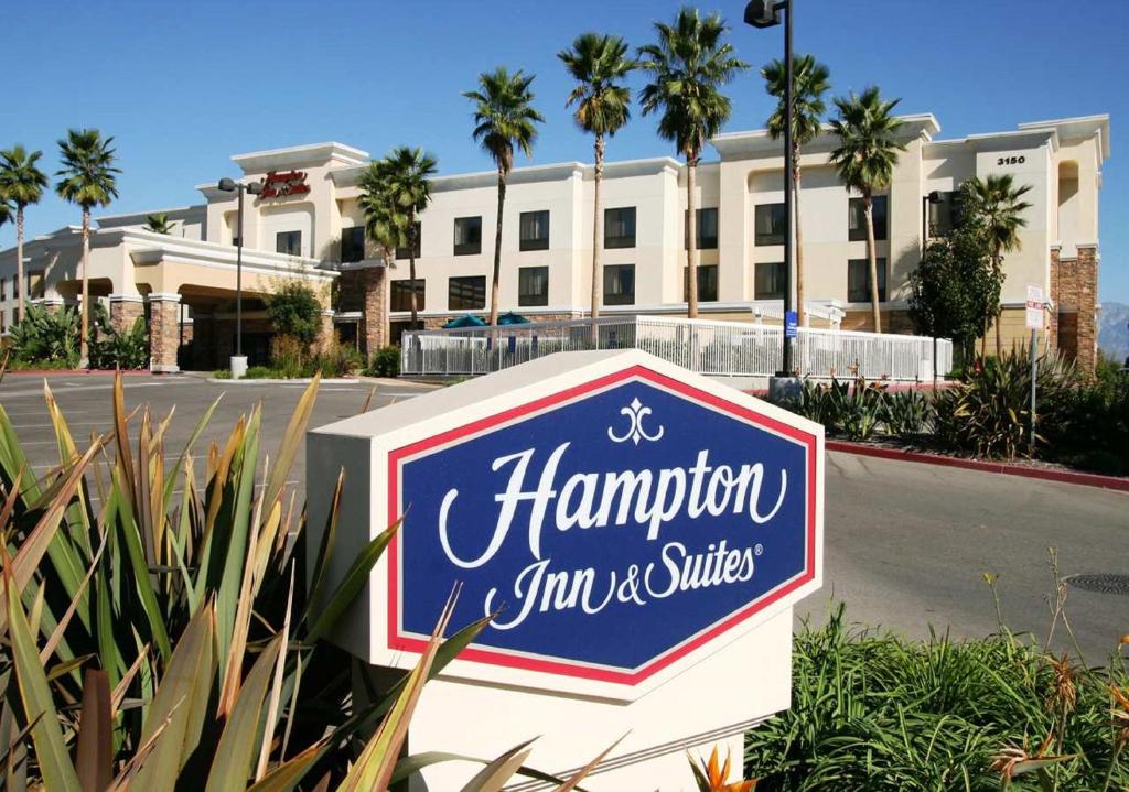 Hampton Inn & Suites Chino Hills - main image