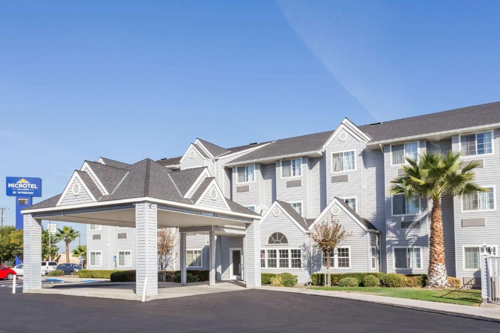 Microtel Inn & Suites Modesto - main image