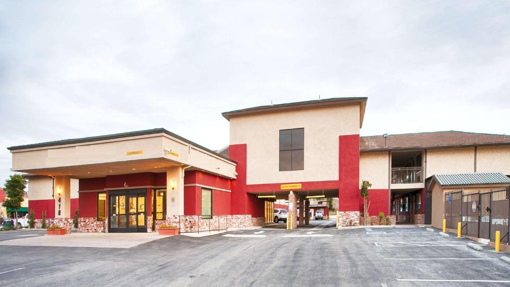 SureStay Hotel by Best Western Tehachapi - main image