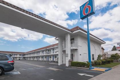 Motel 6-Norwalk CA - image 2