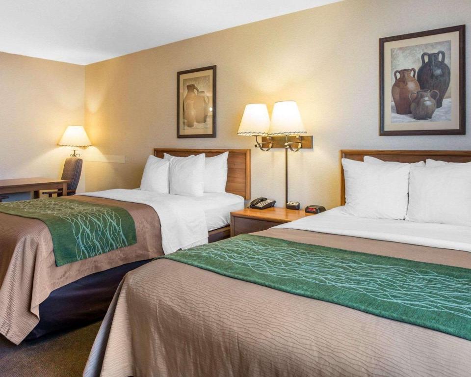 Quality Inn Lone Pine near Mount Whitney - main image