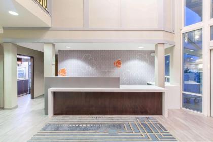 Hawthorn Suites by Wyndham Livermore - image 3