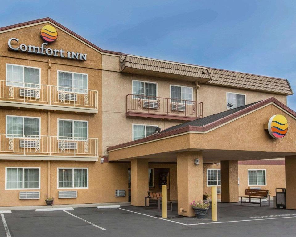 Comfort Inn Yreka I-5 - main image