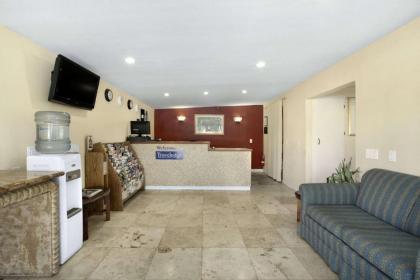 Travelodge by Wyndham Cathedral City - image 4