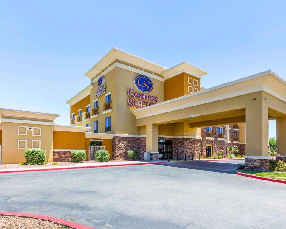 Comfort Suites Blythe - main image