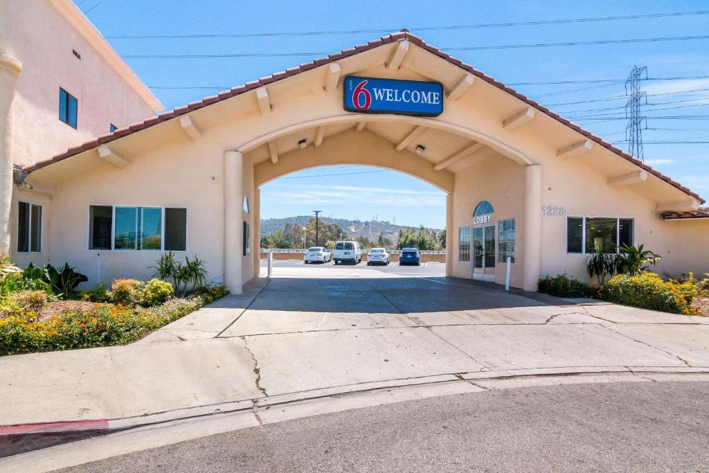 Motel 6-South El Monte CA - Los Angeles - main image