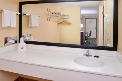 Americas Best Value Inn - Azusa/Pasadena - image 5