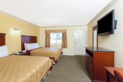 Travelodge by Wyndham Brea - image 3