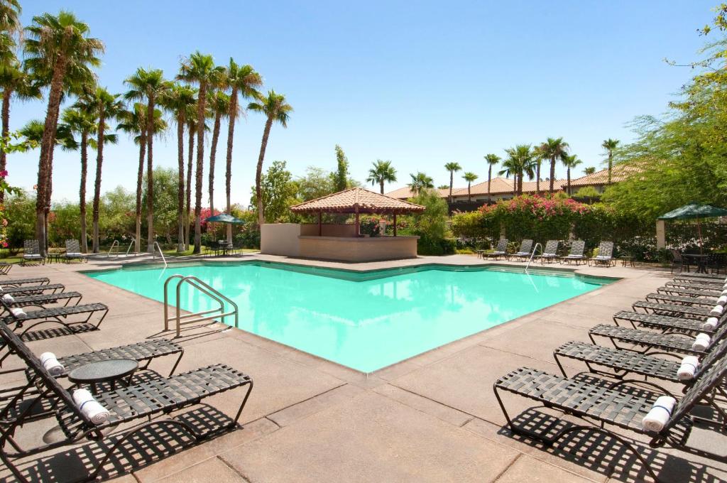 Hilton Garden Inn Palm Springs/Rancho Mirage - image 3