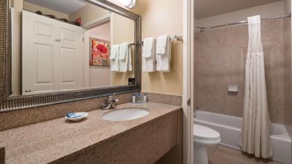 Best Western Plus Pleasanton Inn - image 3