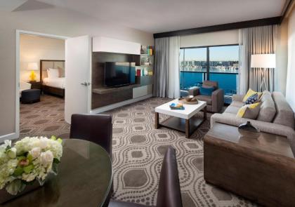 Marina del Rey Hotel - image 3