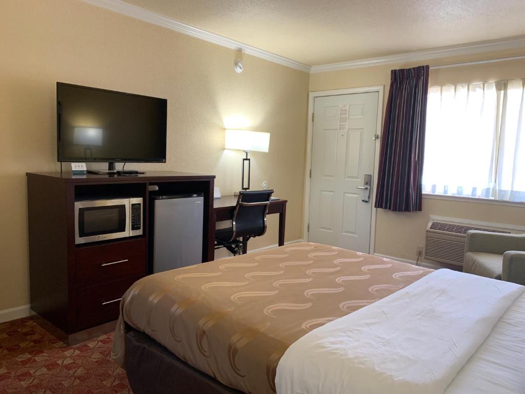 Quality Inn Ukiah Downtown - image 4