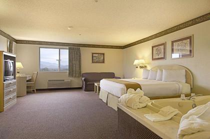 Ramada Limited Redding - image 3