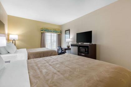 Quality Inn - image 10