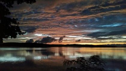 Captivating Cadiz Hideaway with Deck on Lake Barkley - image 10