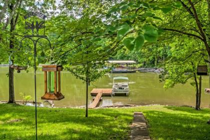 Pelican Bay Retreat on Lake Barkley with Kayaks!