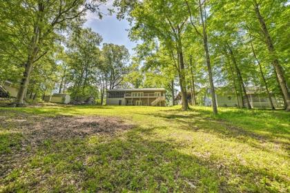 Lake Barkley Waterfront Home with Deck and Boat Dock! - image 15