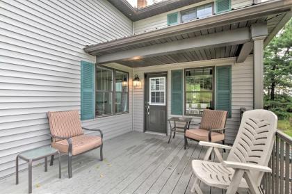 Pet-Friendly Spring Grove Home with Serene Yard! - image 7