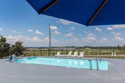 Quality Inn Calera - image 12