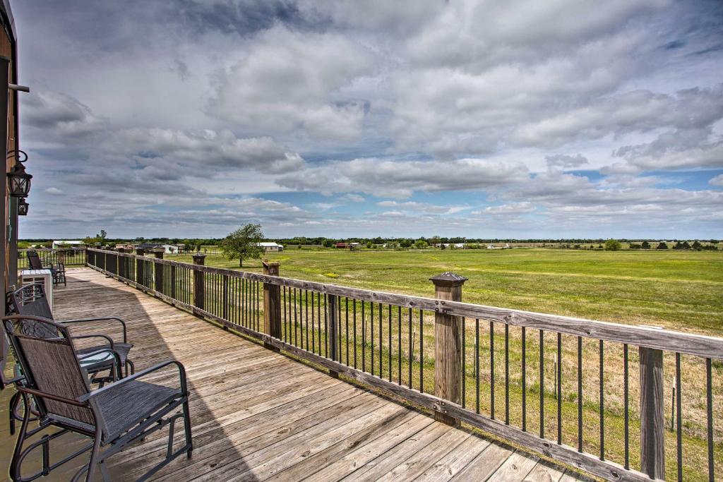 The Copper Roost - Large Lake Texoma Escape - image 2