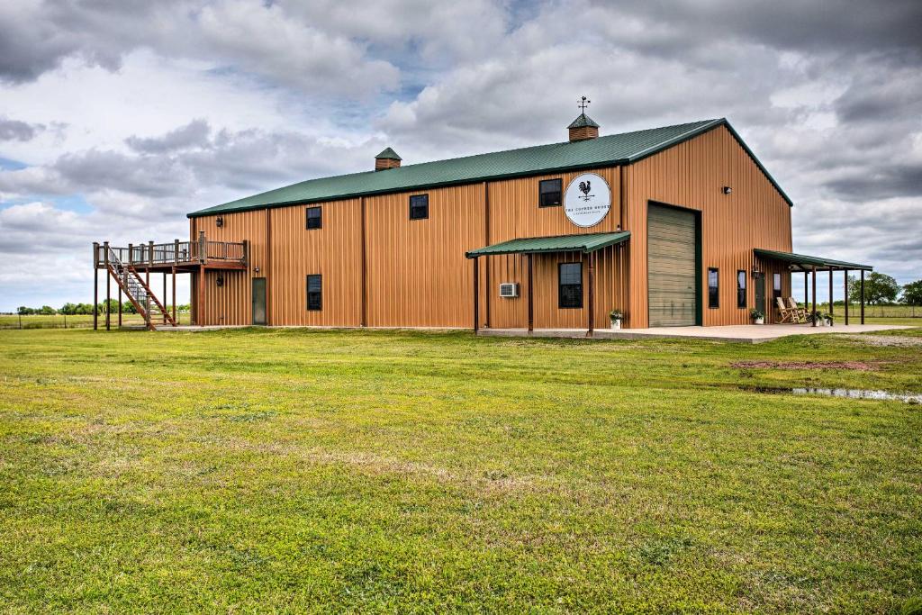 The Copper Roost - Large Lake Texoma Escape - image 3