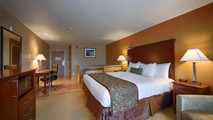 Best Western California City Inn & Suites - image 13