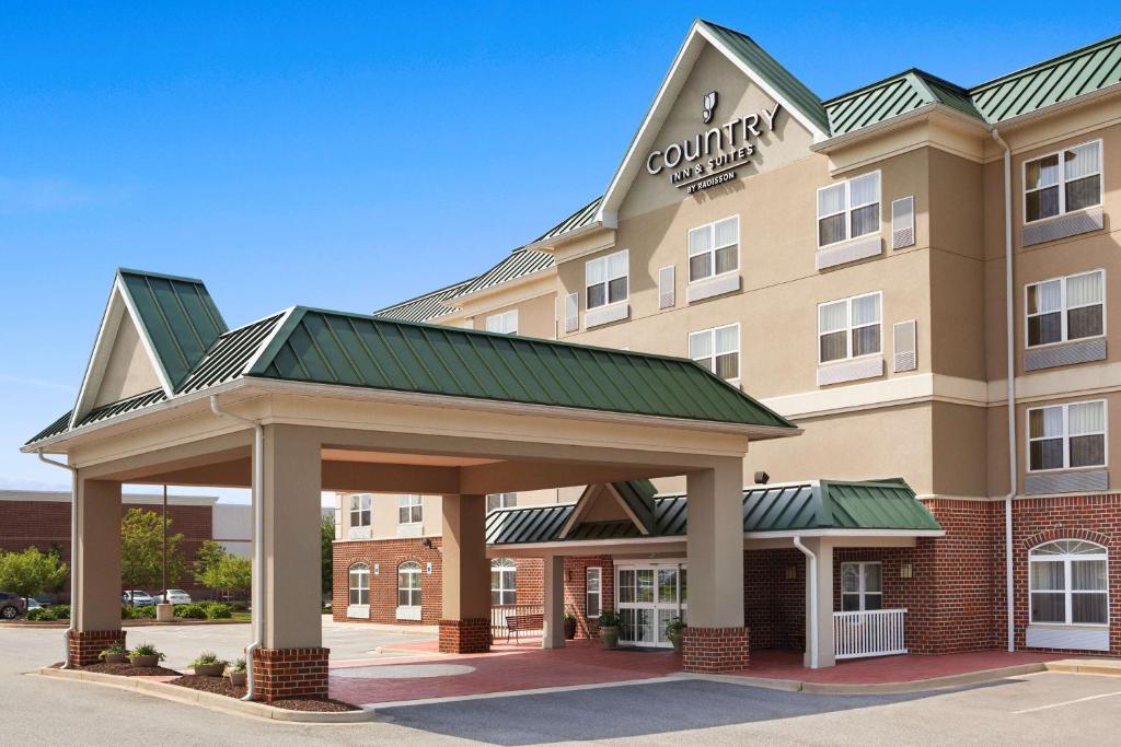 Country Inn & Suites by Radisson Lexington Park (Patuxent River Naval Air Station) MD - main image