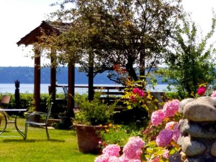 Camano Island Inn - image 12