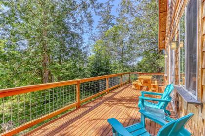 Camano Writer's Cottage - image 11