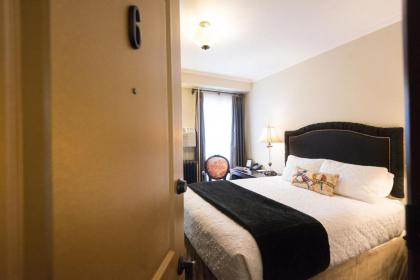 Camas Boutique Hotel - image 11