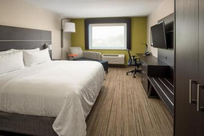 Holiday Inn Express & Suites - Camas an IHG Hotel - image 14