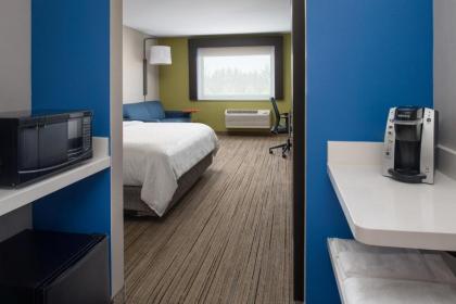 Holiday Inn Express & Suites - Camas an IHG Hotel - image 4