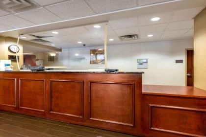 Comfort Inn & Suites Cambridge - image 9