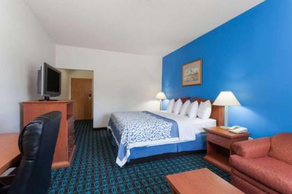 Days Inn & Suites by Wyndham Cambridge - image 15