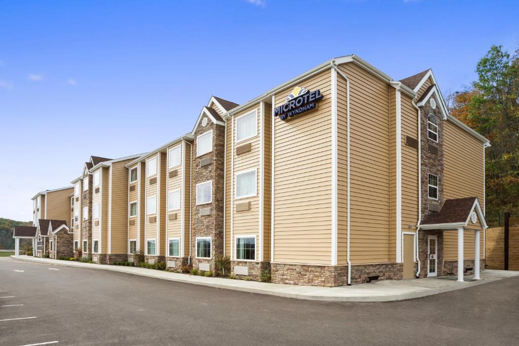 Microtel Inn & Suites by Wyndham Cambridge - main image