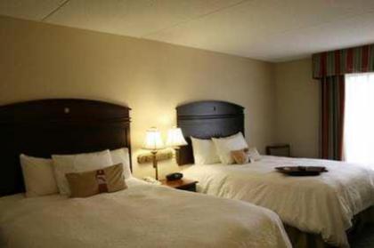 Hampton Inn Cambridge - image 3